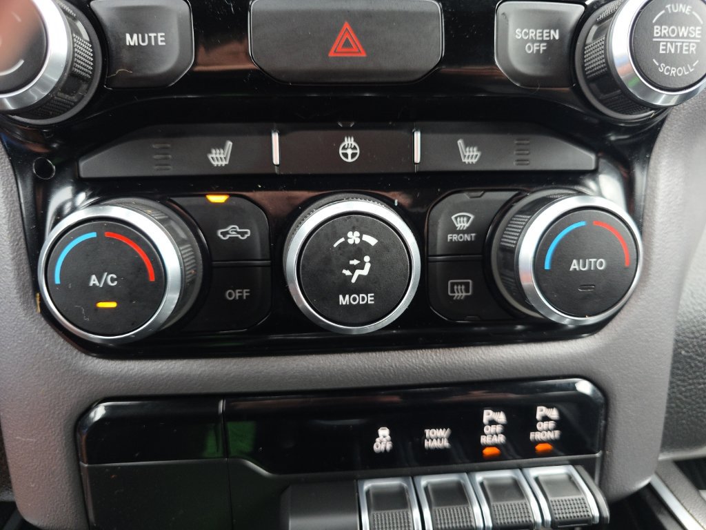 Used 2019 RAM 1500 Big Horn AWD/4WD image 26