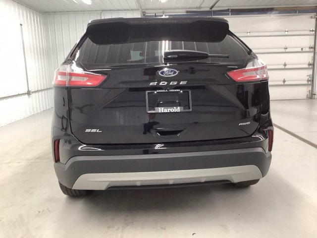 Used 2024 Ford Edge SEL w/ Convenience Package AWD/4WD image 5