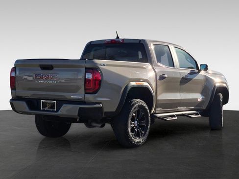 Used 2024 GMC Canyon Elevation w/ Convenience Package image 4