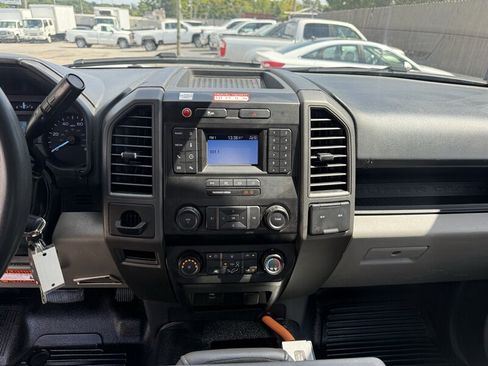 Used 2022 Ford F450 XL w/ Power Equipment Group RWD image 5
