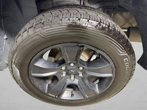 Used 2020 RAM 1500 Big Horn AWD/4WD image 20