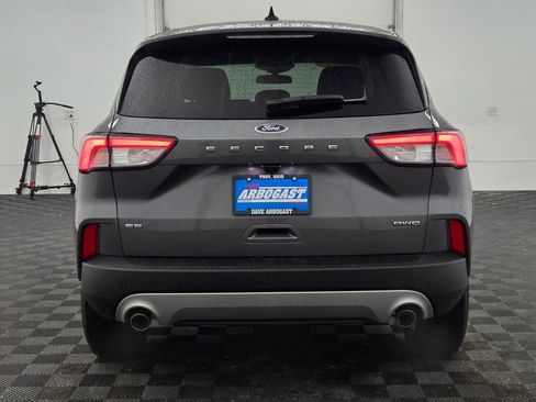 Used 2022 Ford Escape SE w/ Convenience Package image 13
