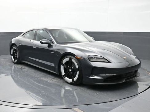 Certified 2025 Porsche Taycan image 24