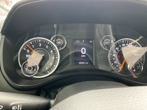 Used 2021 RAM 1500 Big Horn AWD/4WD image 17