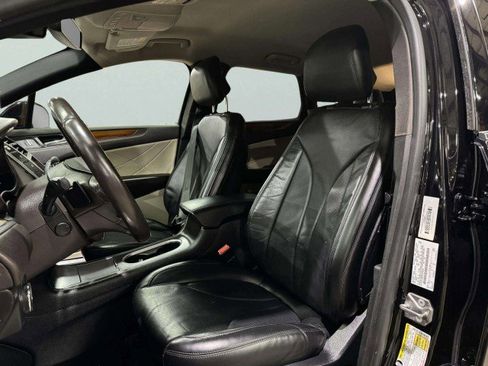 Used 2019 Lincoln MKC Select w/ Select Plus Package image 61