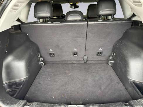 Certified 2022 Jeep Compass Latitude image 19