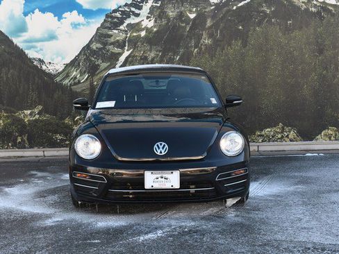 Used 2018 Volkswagen Beetle S image 5