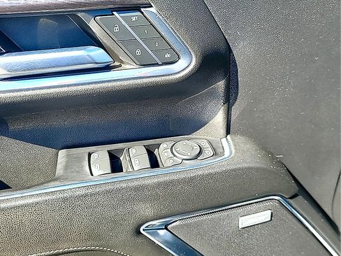 Used 2024 Chevrolet Silverado 3500 LTZ AWD/4WD image 14
