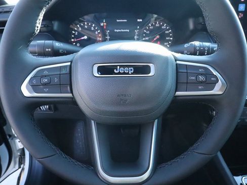 New 2026 Jeep Compass Latitude image 3