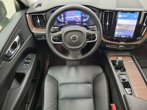 Certified 2024 Volvo XC60 B5 Plus w/ Protection Package Premier image 17