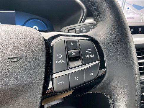 Used 2024 Ford Escape Platinum image 15