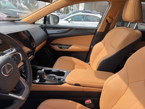 Used 2025 Lexus NX 350h AWD w/ Cold Area Package image 6