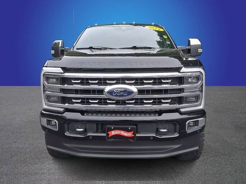 Used 2024 Ford F250 Platinum AWD/4WD image 2