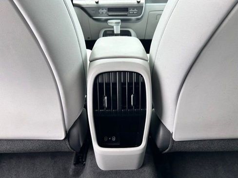 Used 2024 Hyundai Kona SEL AWD/4WD image 13