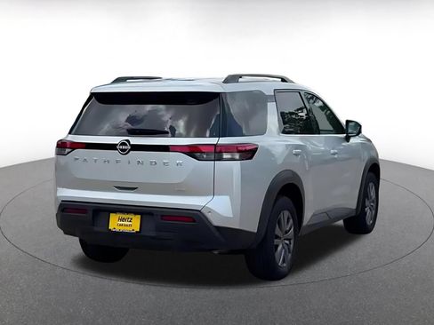 Used 2025 Nissan Pathfinder SV AWD/4WD image 15