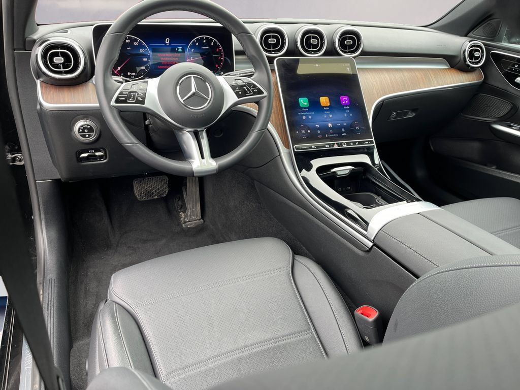 Used 2025 Mercedes-Benz C 300 4MATIC Sedan image 10