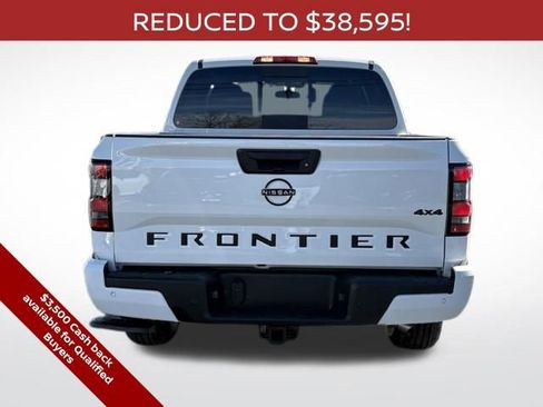 New 2026 Nissan Frontier SV w/ All-Weather Content Package AWD/4WD image 9