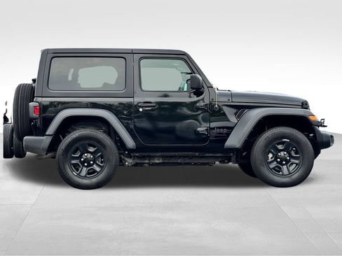 Used 2023 Jeep Wrangler Sport AWD/4WD image 8