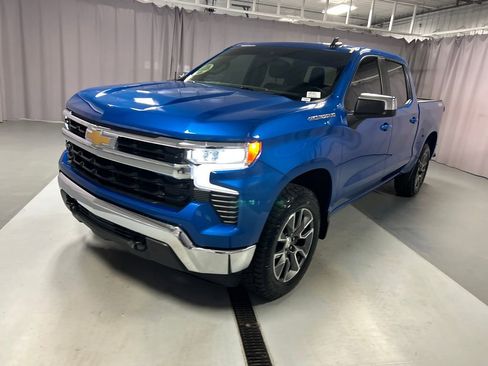 Used 2023 Chevrolet Silverado 1500 LT w/ All Star Edition Plus AWD/4WD image 3