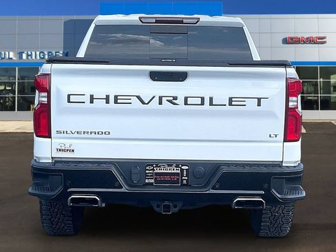 Used 2021 Chevrolet Silverado 1500 LT Trail Boss w/ Convenience Package II AWD/4WD image 5