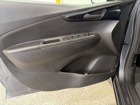 Used 2021 Chevrolet Spark LT image 9