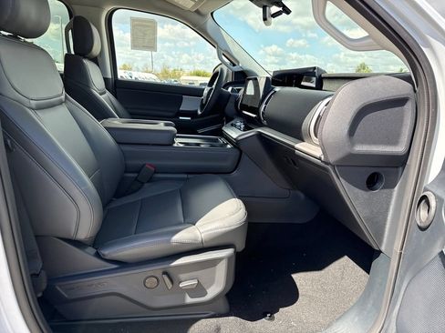 New 2026 Ford Expedition Max Active RWD image 22