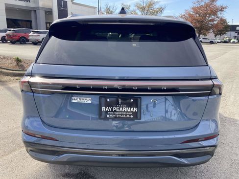 New 2026 Lincoln Nautilus Reserve image 6