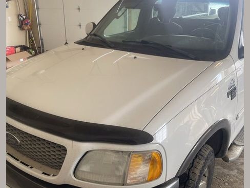 Used 2002 Ford F150 4x4 SuperCab image 1
