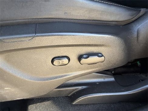 Used 2019 Buick Encore Preferred image 24