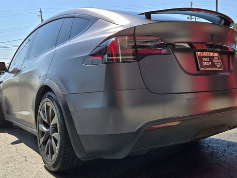 Used 2022 Tesla Model X Plaid AWD/4WD image 4