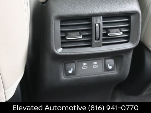 Certified 2025 Nissan Murano Platinum w/ Cargo Package AWD/4WD image 16