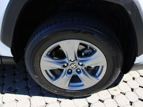 Used 2024 Toyota RAV4 LE AWD/4WD image 13