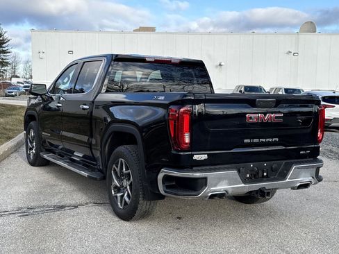Used 2022 GMC Sierra 1500 SLT w/ SLT Premium Package image 4