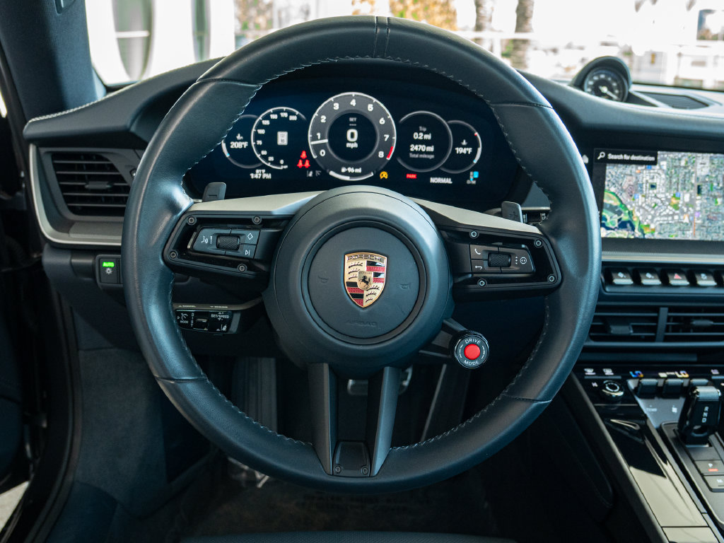 Certified 2025 Porsche 911 Carrera RWD image 7