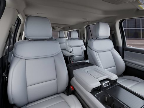 New 2027 Ford Expedition Max Platinum AWD/4WD image 11