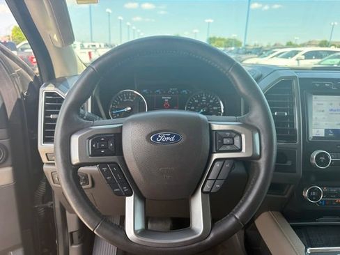 Used 2021 Ford Expedition XLT AWD/4WD image 30