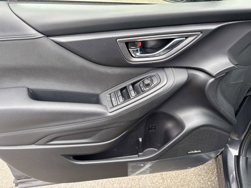 Used 2024 Subaru Forester Premium image 18