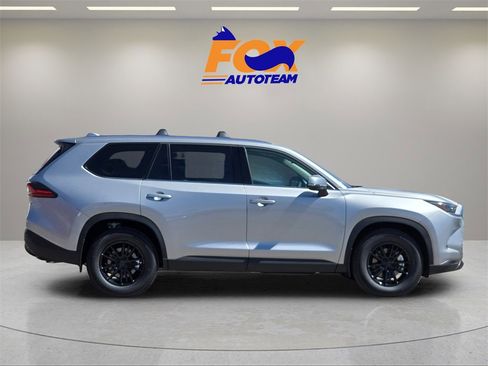 New 2026 Toyota Grand Highlander XLE image 5