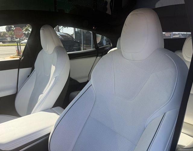 Used 2022 Tesla Model S Plaid AWD/4WD image 10