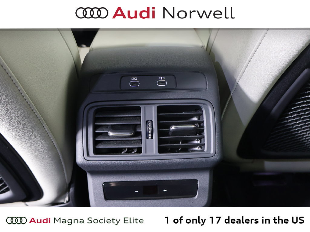 Used 2025 Audi Q5 Premium Plus w/ Premium Plus AWD/4WD image 24