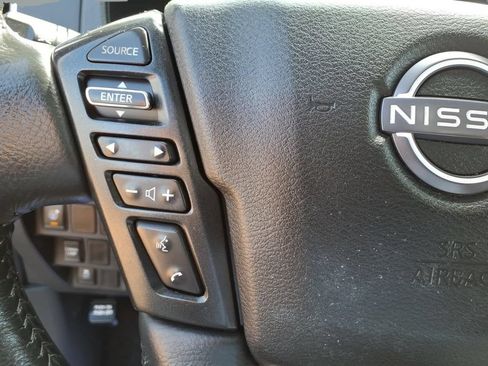 Used 2024 Nissan Frontier SV w/ SV Convenience Package RWD image 18