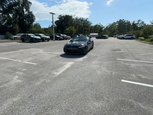 Used 2025 Mercedes-Benz CLE 300 4MATIC Cabriolet image 3