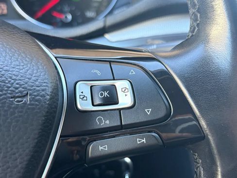 Used 2018 Volkswagen Passat 2.0T R-Line FWD image 30