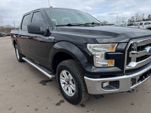 Used 2016 Ford F150 XLT image 12