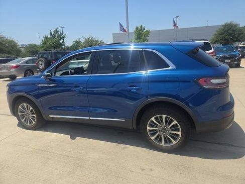 Used 2021 Lincoln Nautilus Reserve AWD/4WD image 5