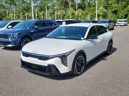 New 2026 Kia K4 GT-Line FWD image 3
