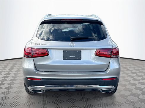 Used 2021 Mercedes-Benz GLC 300 w/ Multimedia Package image 7