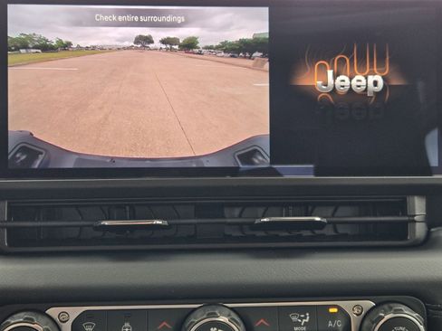 New 2026 Jeep Gladiator Sport AWD/4WD image 21