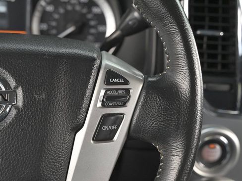 Used 2019 Nissan Titan PRO-4X image 21