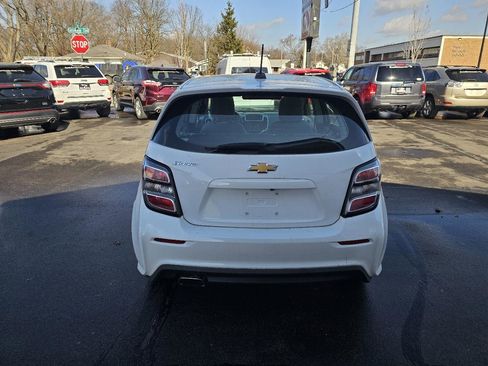 Used 2017 Chevrolet Sonic LT image 8
